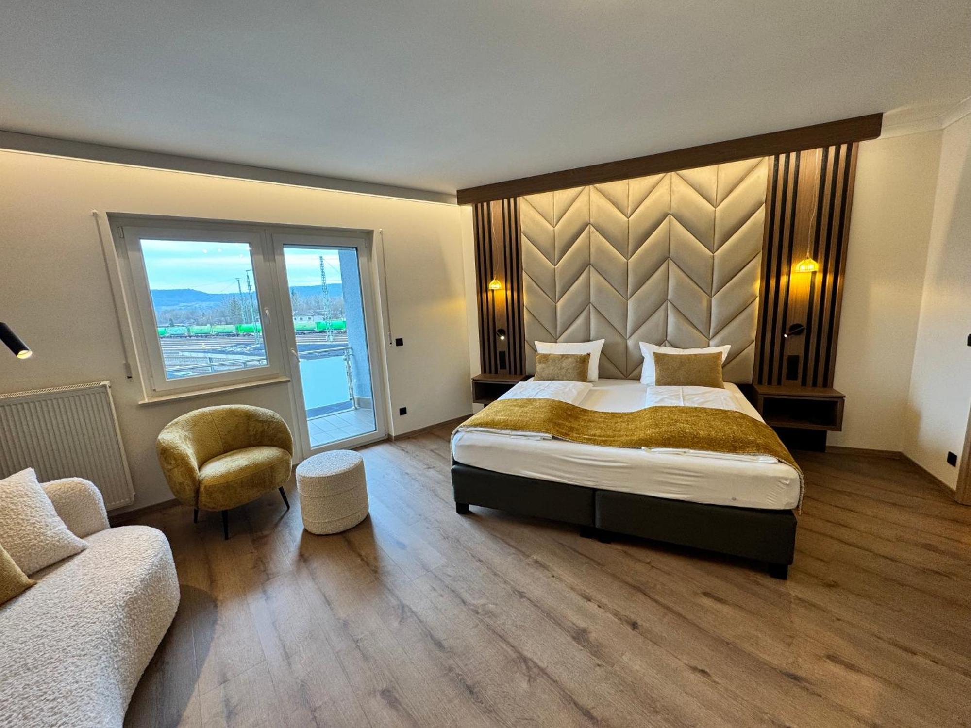 Stadthotel Lichtenfels Лихтенфельс Экстерьер фото