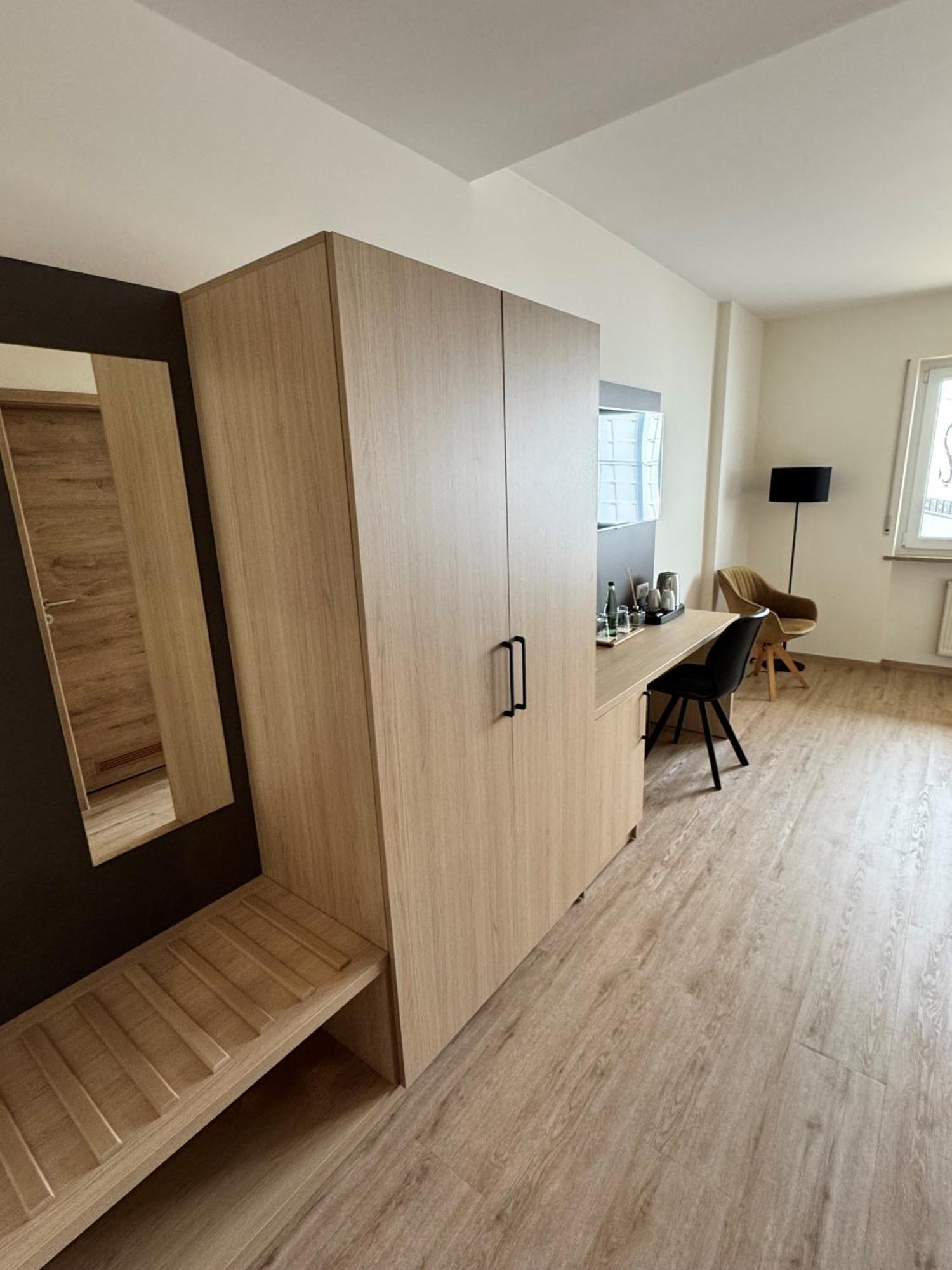 Stadthotel Lichtenfels Лихтенфельс Экстерьер фото